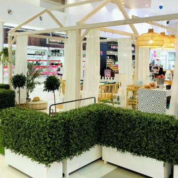 Artificial Hedge for Sale by Event Marquees | © Event Marquees
