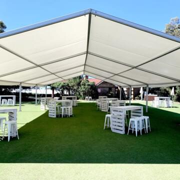 Whitewash Pallet Furniture by Event Marquees | © Event Marquees
