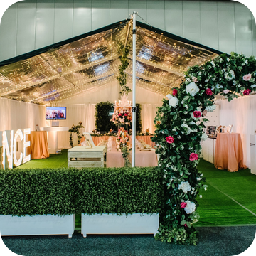 Artificial Hedge Hire by Event Marquees | © Event Marquees