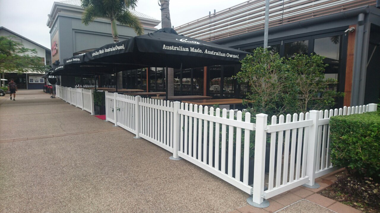 picket fence hire by event marquees | © event marquees picket fence hire by event marquees | © event marquees