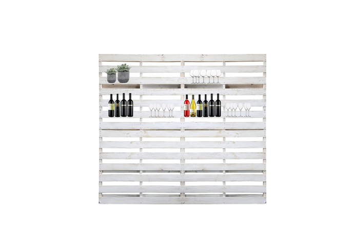 Whitewash pallet back wall hire by Event Marquees | © Event Marquees