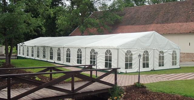 10m x 30m marquee hire by event marquees | © event marquees