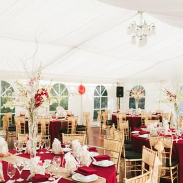 round tables and wedding marquee hire by event marquees | © event marquees | © event marquees