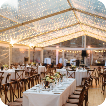 wooden floor hire by event marquees | © event marquees