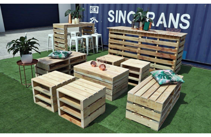 pallet furniture for hire and sale | © Event Marquees