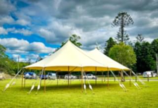Hampton Tent Hire by Event Marquees | © Event Marquees